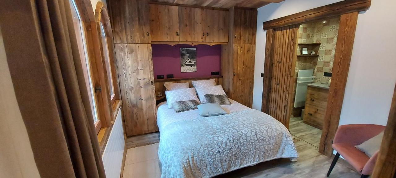 Chalet Serre Cambeou Piscine&Spa Saint-Chaffrey Kültér fotó