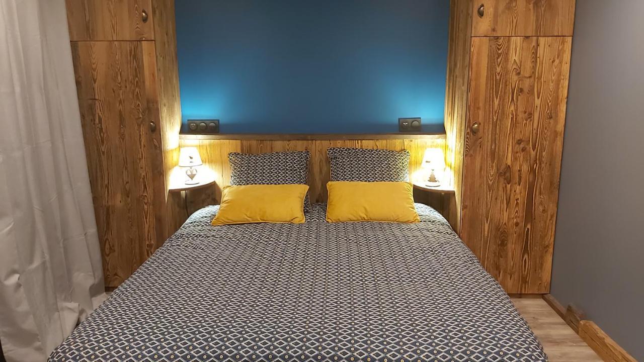 Chalet Serre Cambeou Piscine&Spa Saint-Chaffrey Kültér fotó