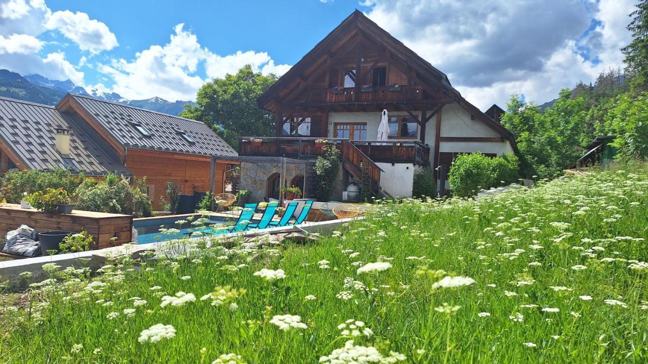 Chalet Serre Cambeou Piscine&Spa Saint-Chaffrey Kültér fotó