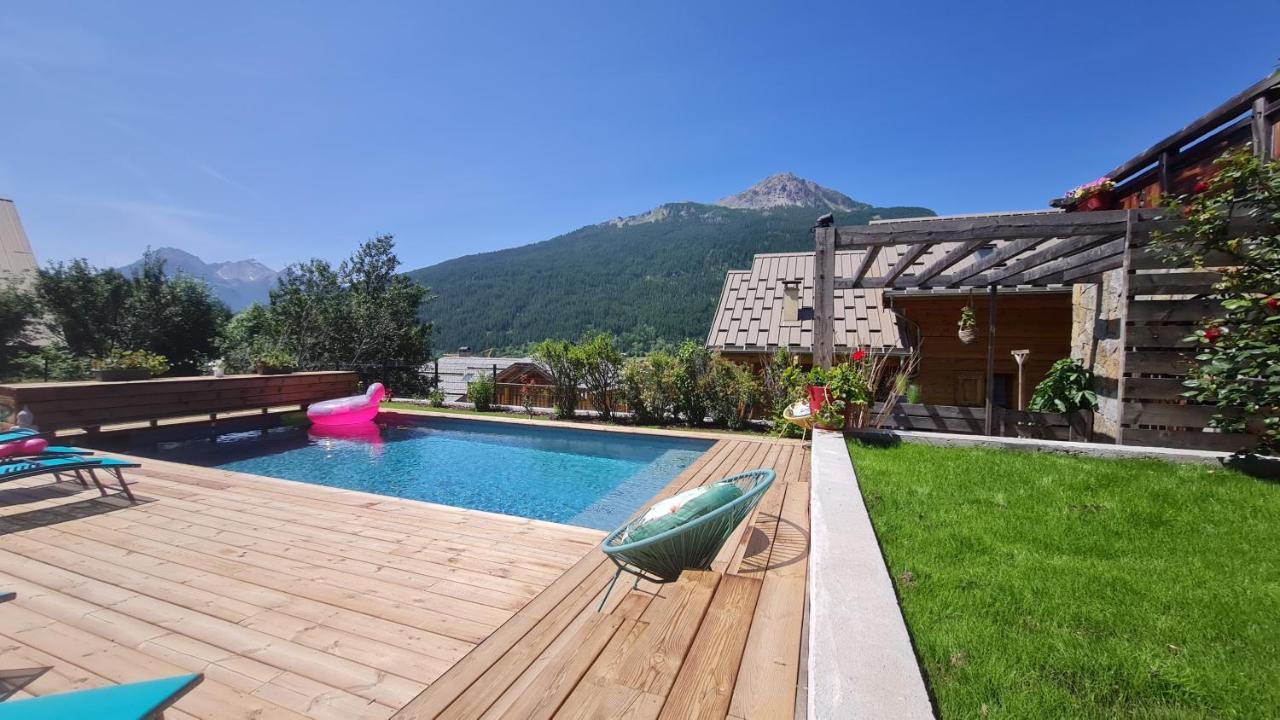 Chalet Serre Cambeou Piscine&Spa Saint-Chaffrey Kültér fotó