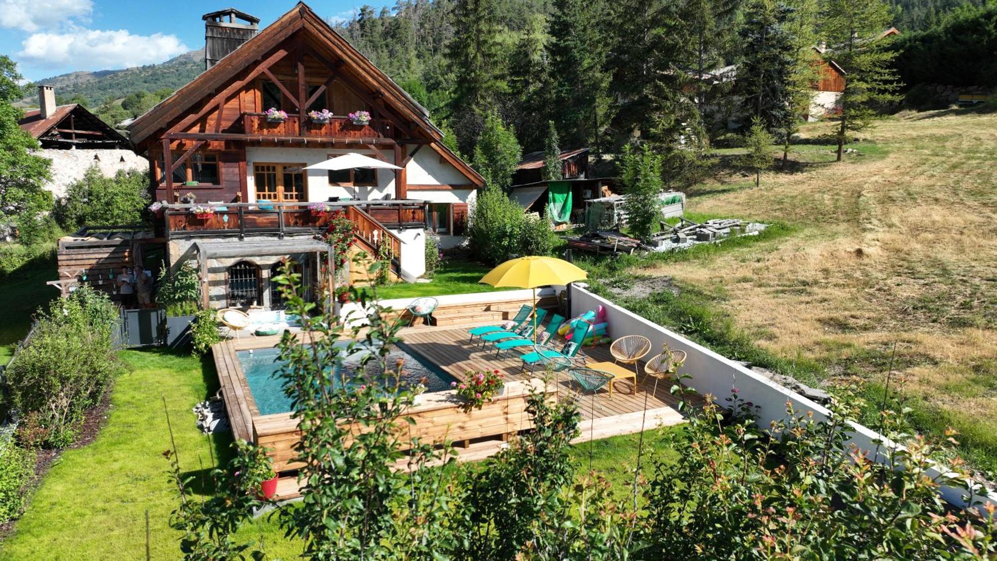 Chalet Serre Cambeou Piscine&Spa Saint-Chaffrey Kültér fotó